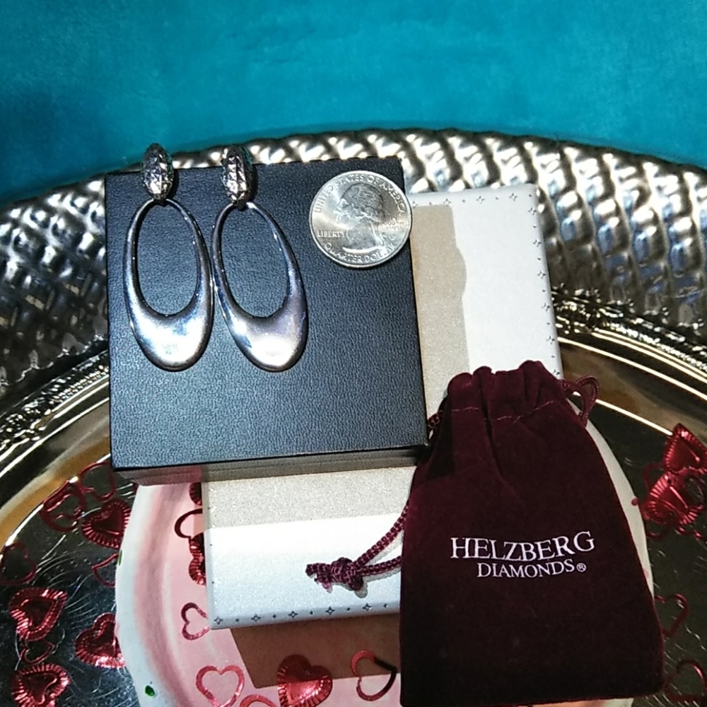 🌟NWT HELZBERG DIAMONDS💎 STERLING SILVER EARRINGS